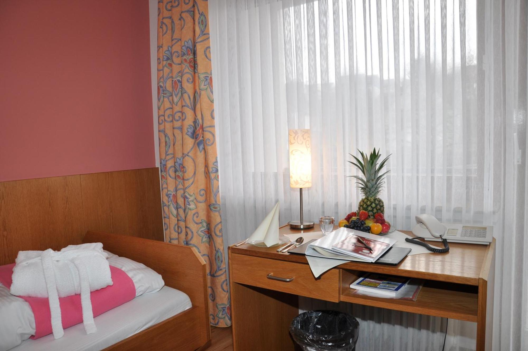 Hotel-Restaurant Sonnenhof Veitsrodt Bilik gambar